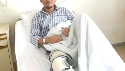 博主：吴亚轲已经成功完成右膝手术，预计康复时间3-4个月